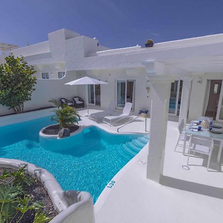 Villa Tiguaro Piscina Climat Jacuzzy Ac Villa 9 12 Corralejo Bagian luar foto