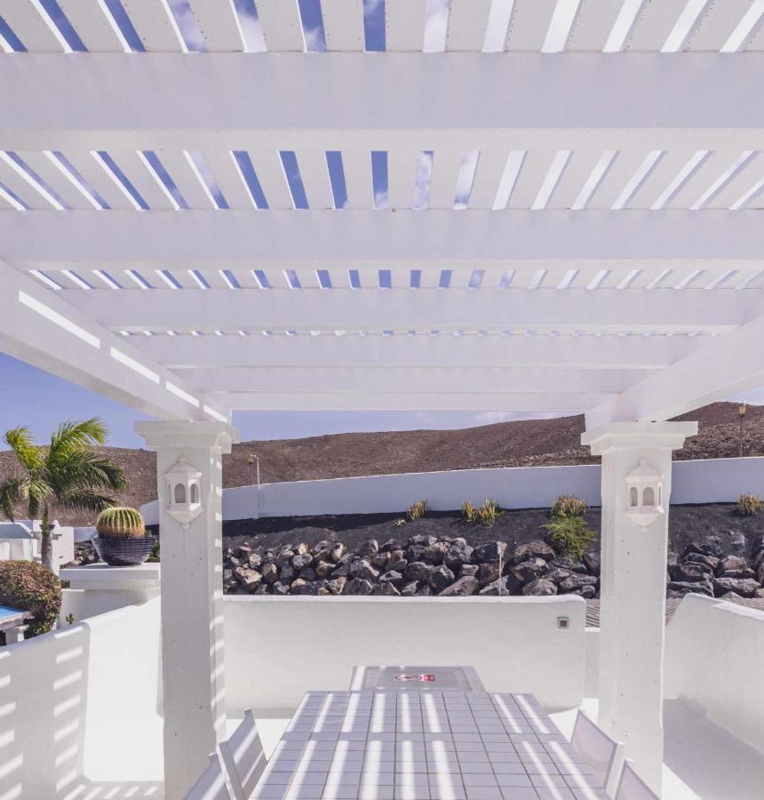 Villa Tiguaro Piscina Climat Jacuzzy Ac Villa 9 12 Corralejo Bagian luar foto